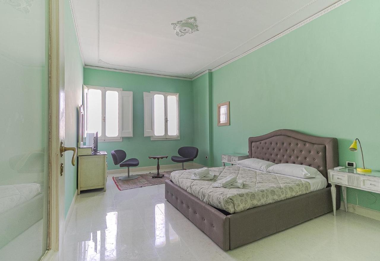 Appartement Spacious Three Bedroom On The Arno Florence